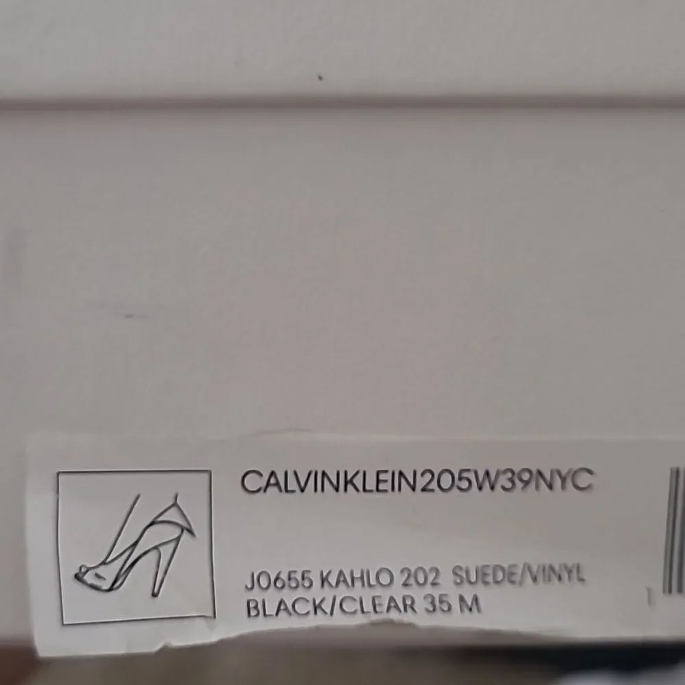 Black Calvin Klein 'Kahalo' 205W39NYC Runway Pumps - Picture 11 of 12